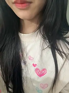 Snapshot of Desi_sara chatting on 10.17.25 Desi sara online show from 10.17.25