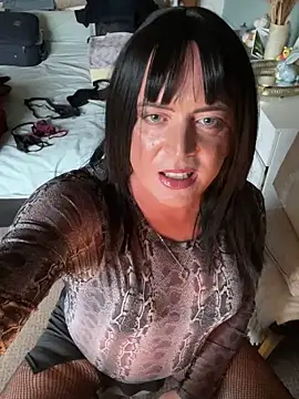 tifaniidalvero online show from 09.12.25