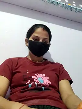 poojam93 online show from 10.31.25