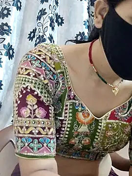 poojam93 online show from 04.09.26