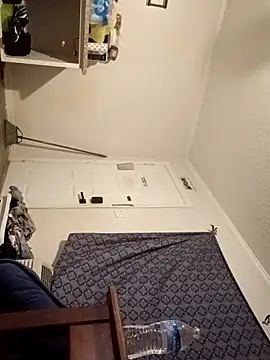 Snapshot of sarahkat86 chatting on 09.20.25 sarahkat86 online show from 09.20.25