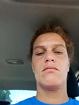 Snapshot of sarahkat86 chatting on 10.01.25 sarahkat86 online show from 10.01.25