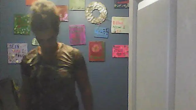 Snapshot of sarahkat86 chatting on 10.24.25 sarahkat86 online show from 10.24.25