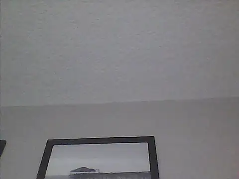 Snapshot of sarahkat86 chatting on 10.25.25 sarahkat86 online show from 10.25.25