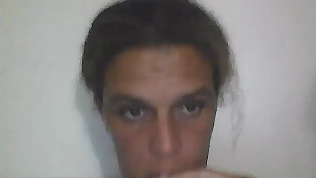 Snapshot of sarahkat86 chatting on 11.13.25 sarahkat86 online show from 11.13.25