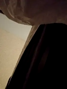 Snapshot of sarahkat86 chatting on 12.16.25 sarahkat86 online show from 12.16.25