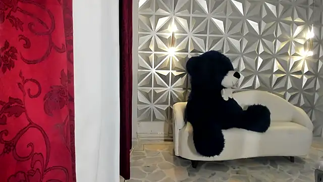 hellen tease online show from 11.25.25