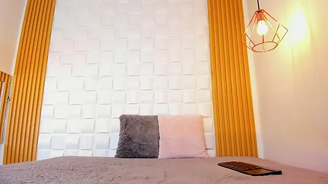 AriaBelle online show from 03.30.26