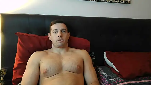 Snapshot of luca23millo90 chatting on 05.18.26 luca23millo90 online show from 05.18.26