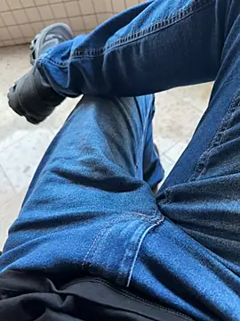 Snapshot of XUCRUTES42 chatting on 02.03.26 XUCRUTES42 online show from 02.03.26