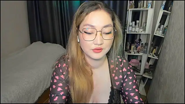 lyra x online show from 03.18.26