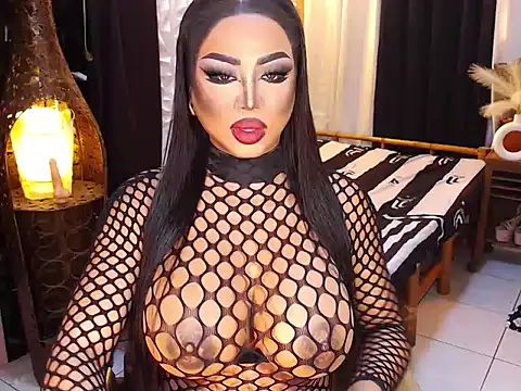 TRANSLUNAA online show from 10.08.25