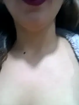 LINA-DALOUA online show from 01.05.26