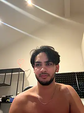 Gipsyboysteve online show from 10.28.25