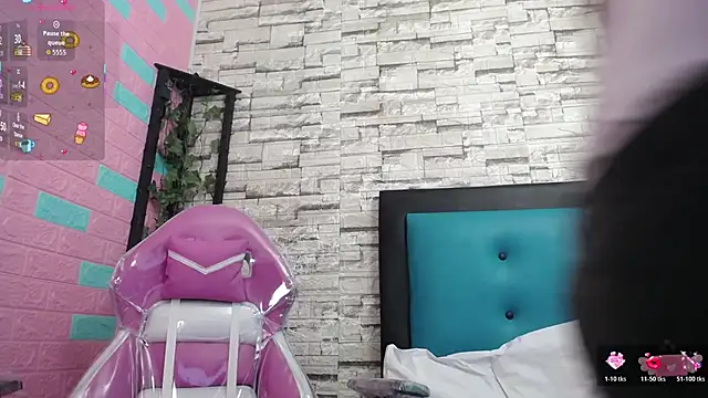 maily can online show from 11.14.25