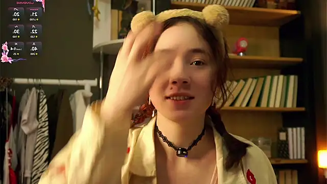 Snapshot of AlbertaClack chatting on 11.02.25 AlbertaClack online show from 11.02.25