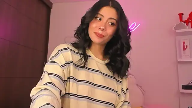 zoecams1 online show from 04.14.26