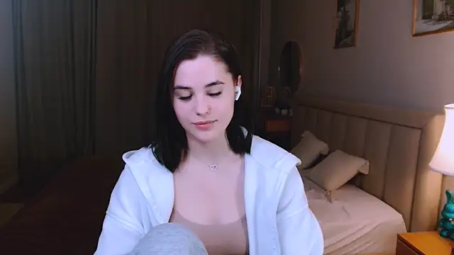 lil angel  online show from 04.02.26