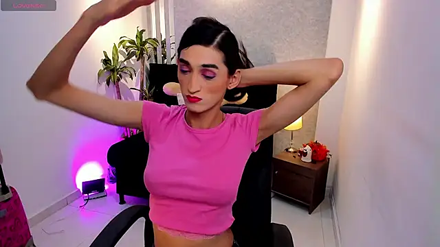 lily cash1 online show from 12.16.25