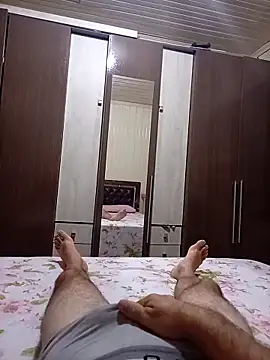 Gustavo198045 online show from 04.21.26