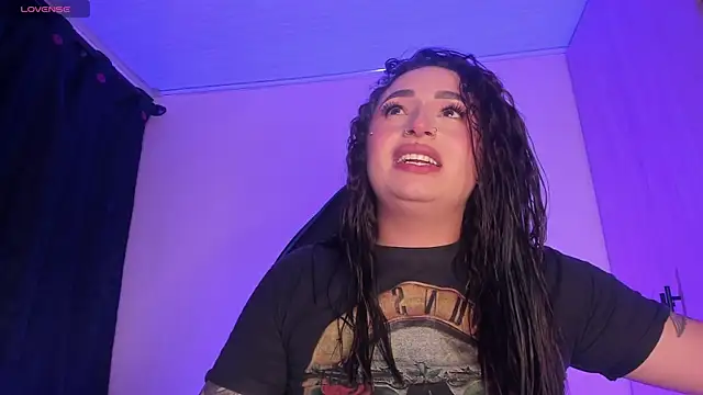 Snapshot of scarlett_Collinss chatting on 07.25.26 scarlett Collinss online show from 07.25.26