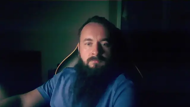 Snapshot of LondonMan1988 chatting on 11.20.25 LondonMan1988 online show from 11.20.25