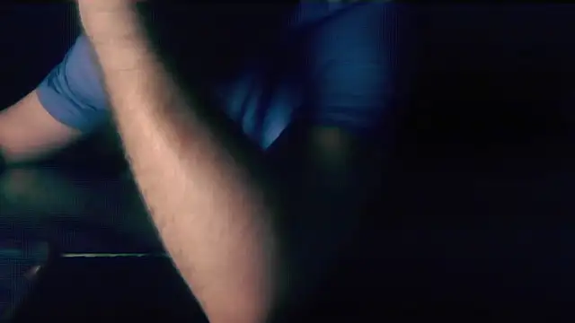 Snapshot of LondonMan1988 chatting on 11.24.25 LondonMan1988 online show from 11.24.25