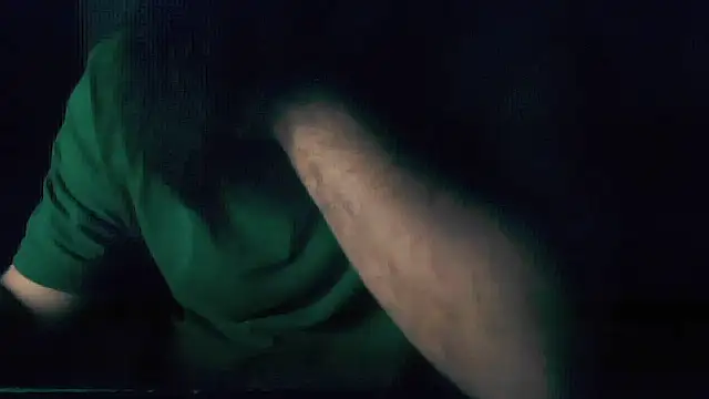 Snapshot of LondonMan1988 chatting on 12.01.25 LondonMan1988 online show from 12.01.25