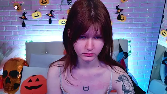 Aria Vox online show from 10.30.25