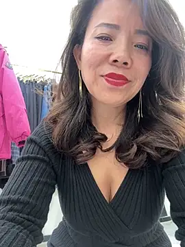 Snapshot of anna_yngs chatting on 11.09.25 anna yngs online show from 11.09.25