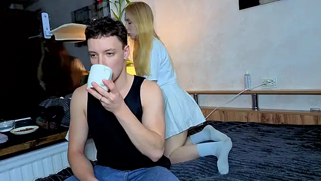 Emily0303 online show from 10.13.25