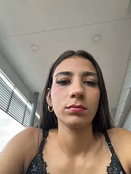 -juicy  online show from 05.03.26