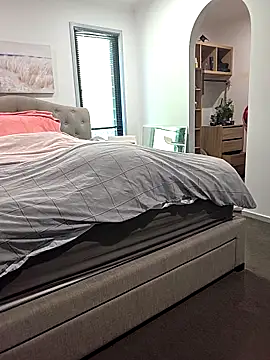 iamthepublickmasterbater online show from 11.30.25