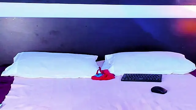 Bela Jones online show from 11.16.25