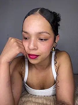 Yasmin777  online show from 02.21.26