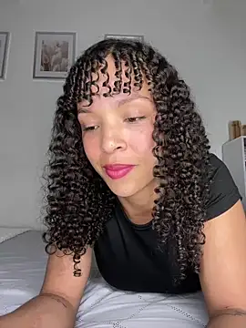 Yasmin777  online show from 04.13.26