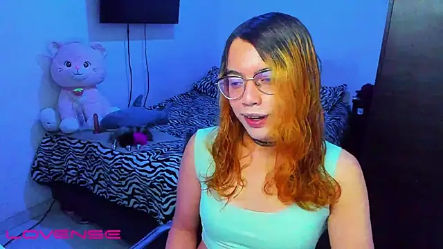 lillykittyy online show from 12.18.25