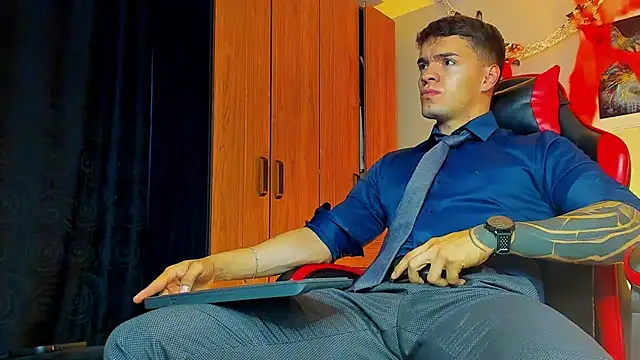 ALPHA DOMINUS  online show from 10.20.25