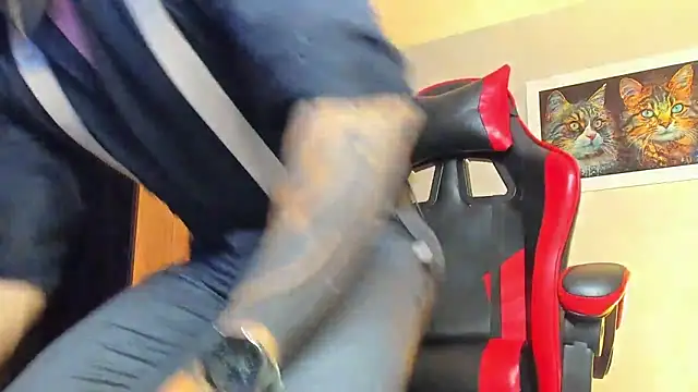 ALPHA DOMINUS  online show from 11.09.25