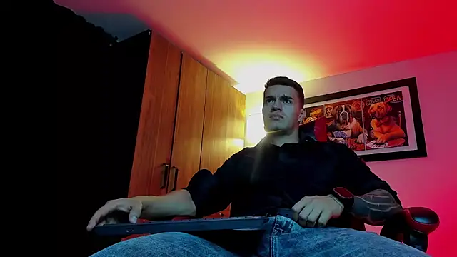 ALPHA DOMINUS  online show from 12.22.25