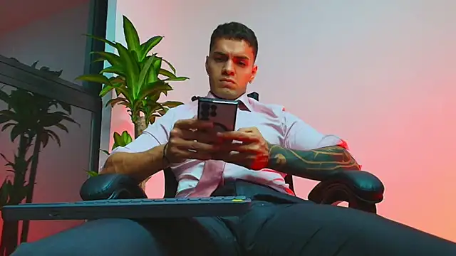 ALPHA DOMINUS  online show from 03.18.26