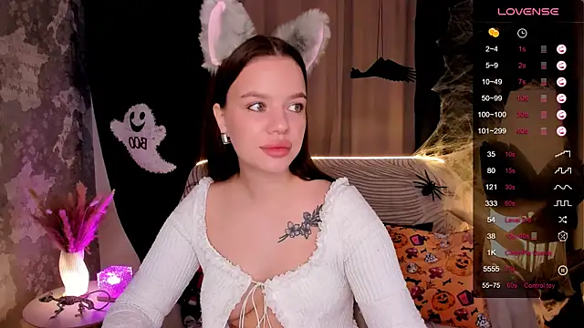 marydreams  online show from 10.23.25