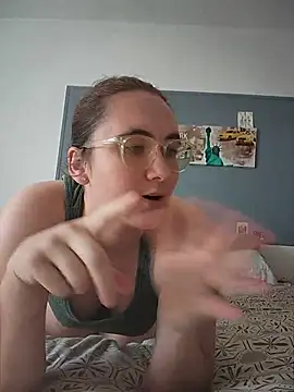AndHerXO online show from 06.28.26