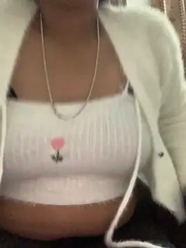 misharani00 online show from 11.24.25