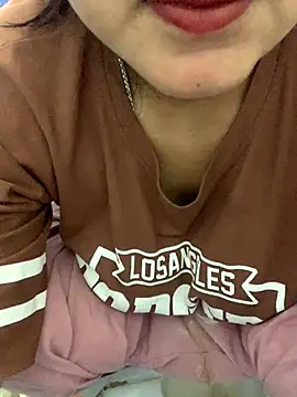 misharani00 online show from 11.27.25