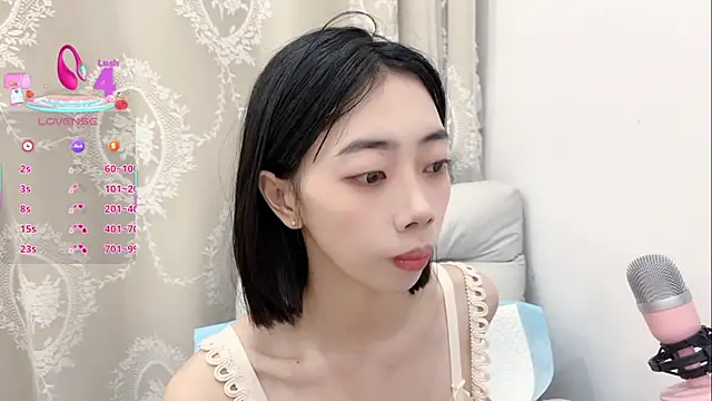 tuantuanle online show from 10.26.25