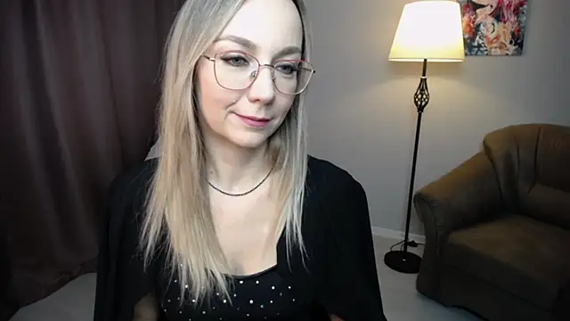 Ava Elior online show from 11.08.25