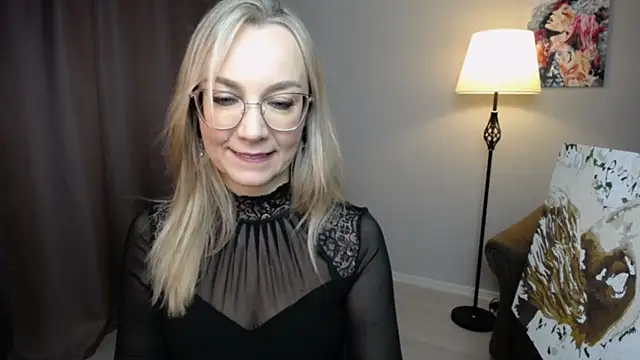 Ava Elior online show from 12.03.25