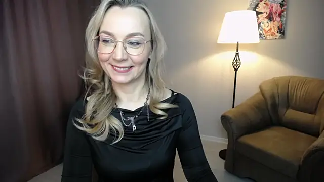 Ava Elior online show from 03.06.26