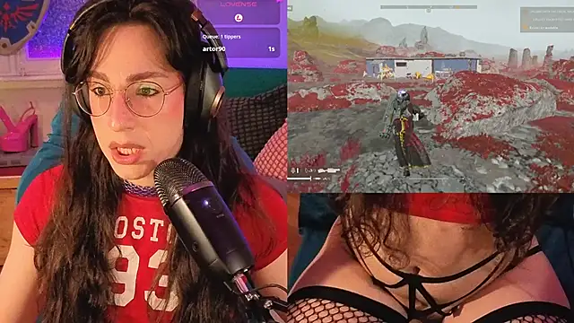 Snapshot of Zesty_Peach chatting on 06.11.26 Zesty Peach online show from 06.11.26
